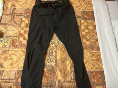 ワークマンのスーツはノマド服に使える？評判・口コミと実際に着た感想